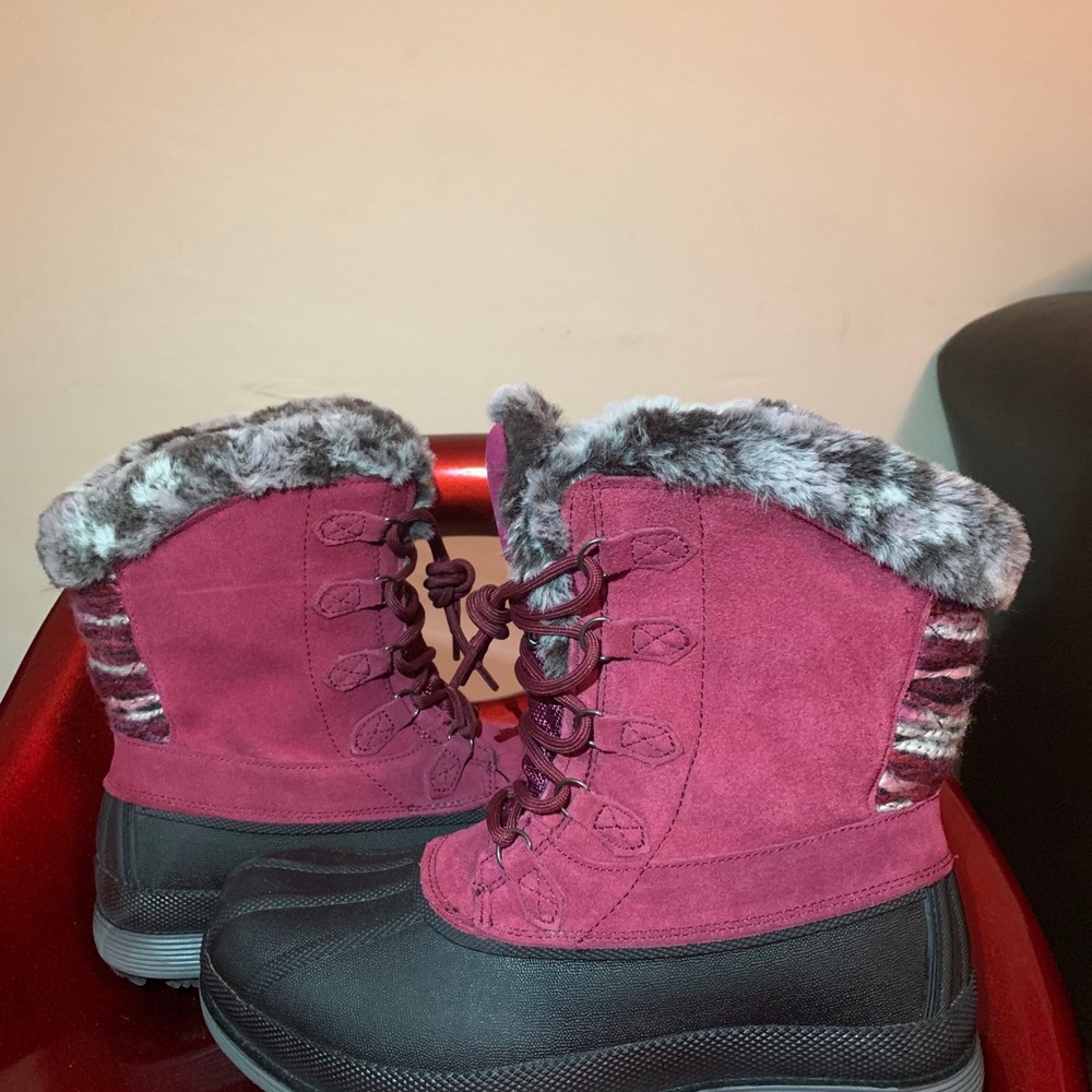 Boots - Picture 2 of 3